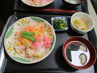 R6-03-2F032.JPG