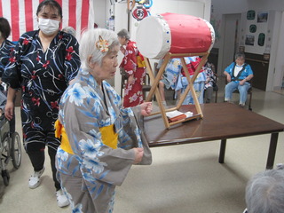 R6-08-2F205.JPG