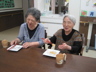 R6-09-2F065.JPG