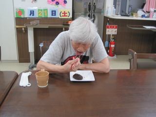 R6-09-2F067.JPG